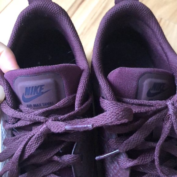 Maroon Nike Max Tavas - Picture 5 of 6